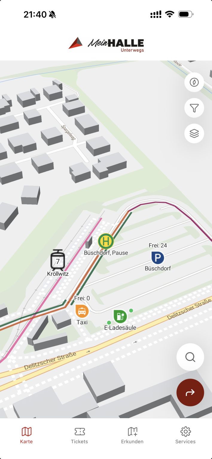 Karte mit Haltestelle, Parkplätzen, Taxistand und E-Ladesäule